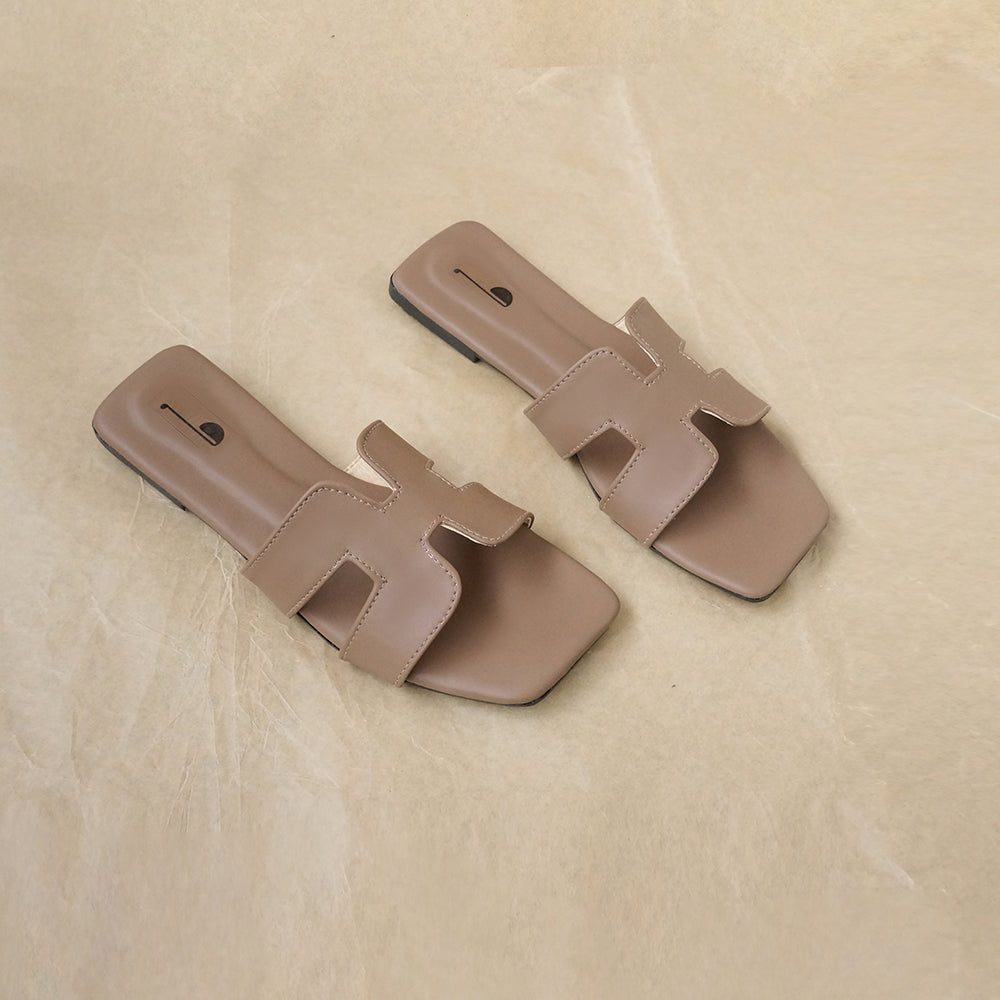 Aura Slides – Summer Ease Party Wear for Women